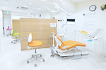 あかな歯科クリニック 大阪市都島区 座り心地も重視したチェアの設備