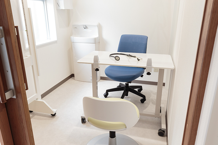 よしうちクリニック 尼崎市 あらゆる患者への配慮が行き届いている院内