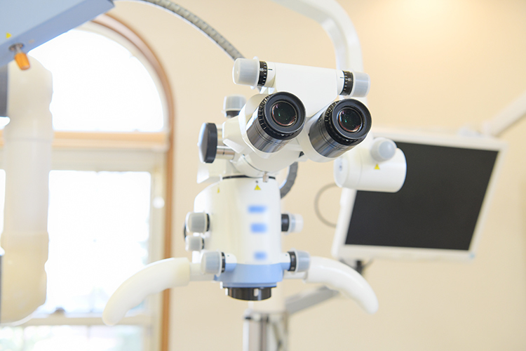 みやま歯科医院 船橋市 マイクロスコープを完備し、クオリティー重視の治療を提供