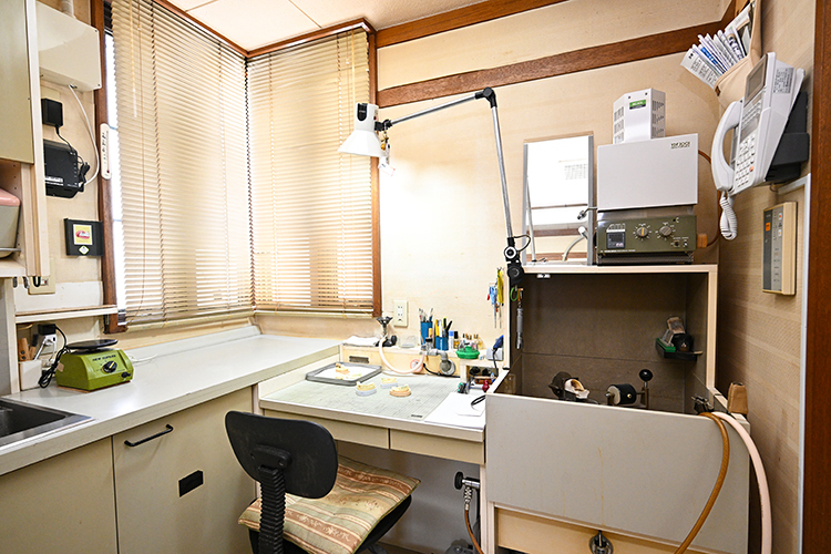 清田歯科医院 目黒区 院内に技工室を備える。院長自らが対応するため即日対応も可能