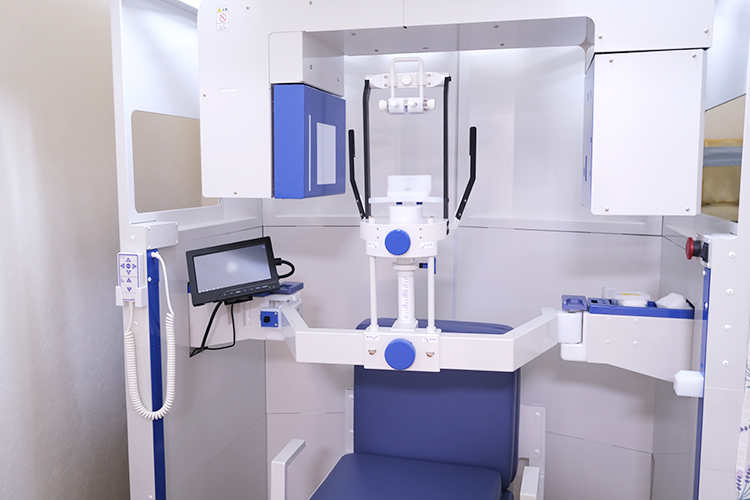 にしまち歯科 国分寺市 歯科用CTを用い、口腔外科の専門的な治療が可能