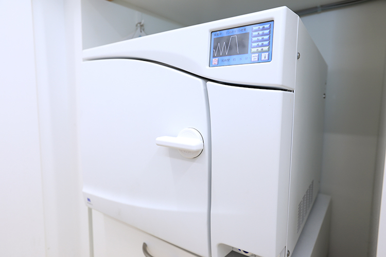 刈谷おおの歯科 刈谷市 各種先進的な機器も導入。滅菌対策にも力を入れている
