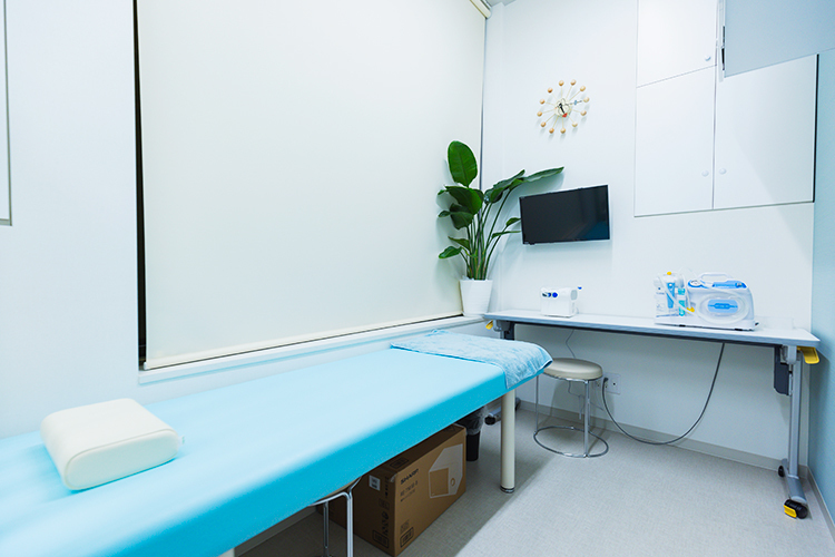 うらちるクリニック 港区 エックス線検査や心電計をはじめ、機器も充実