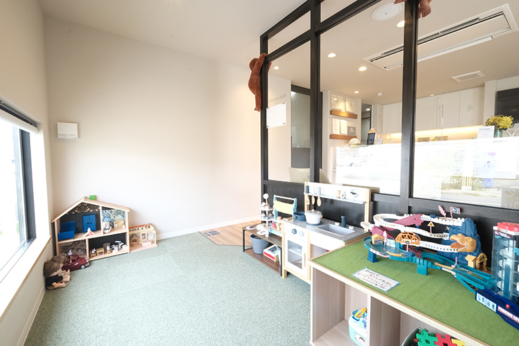 でぐち歯科・こども歯科 北九州市八幡西区 キッズスペースもあり、親子でも通いやすい