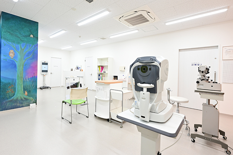 砧ゆり眼科医院 世田谷区 早期発見のため検査機器も充実している