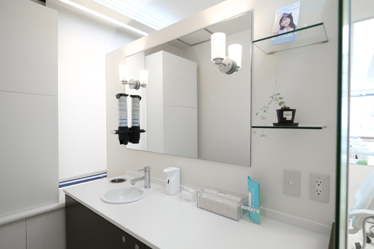 聖歯科医院 国立市 パウダールームも完備