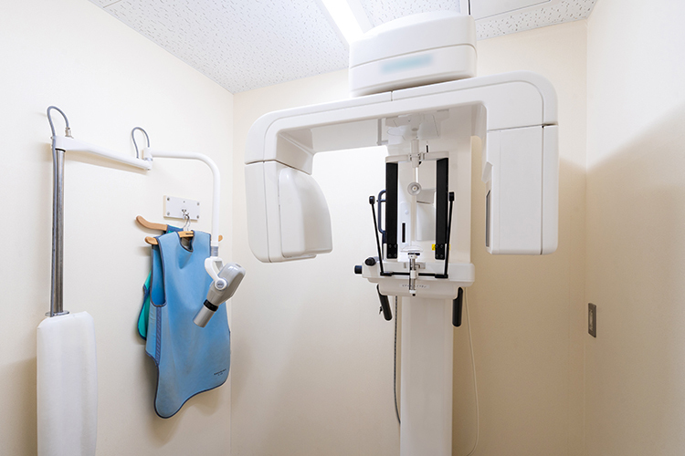 西尾歯科 茨木市 レントゲンなど、先進の機器を完備