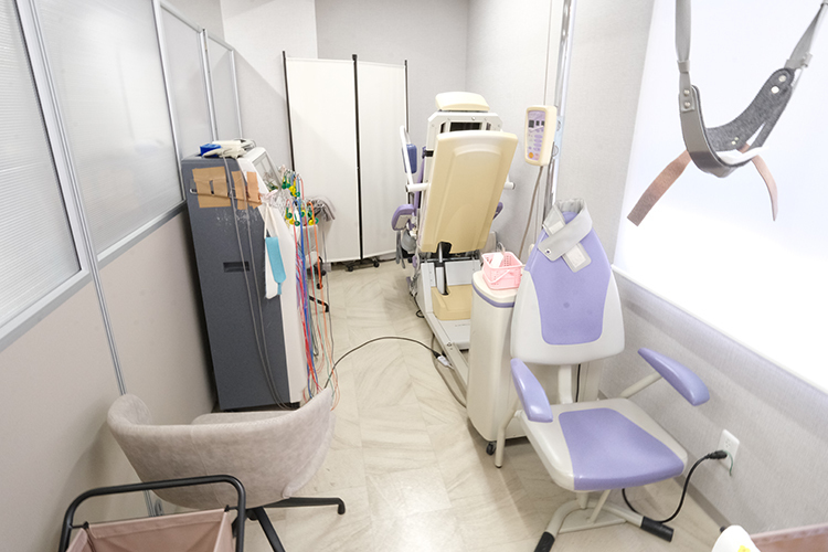 もり整形外科 三田市 AIシステムや、超音波診断装置など、先進の設備を備える