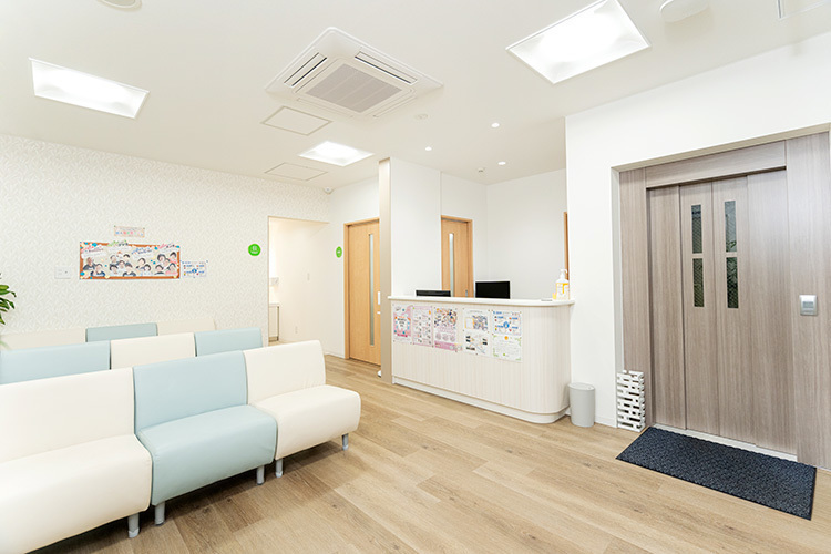 丸尾歯科 松山市 エレベーターも完備しバリアフリーにも対応