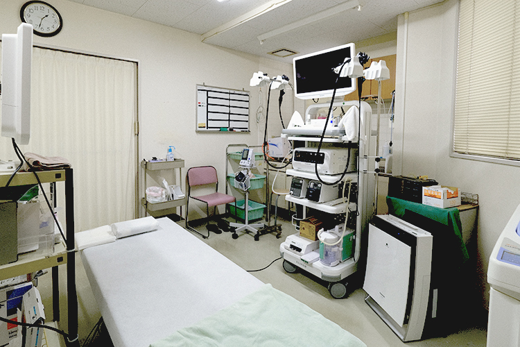 花田内科胃腸科医院 川崎市川崎区 痛みの少ない検査を追求し、リラックスできる環境づくりにも注力