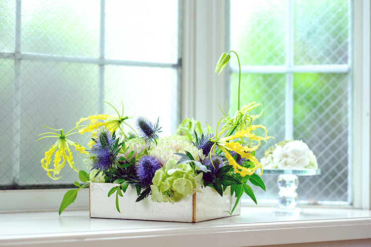 桜上水消化器内視鏡・呼吸器内科広瀬クリニック 杉並区 院内には季節に合わせたフラワーアレンジメントが飾られている