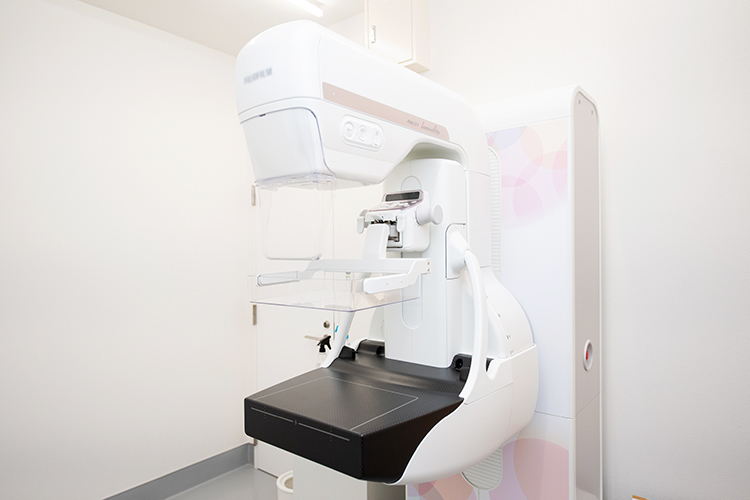 HAKUブレストケアクリニック 横浜市都筑区 マンモグラフィやエコーは経験豊富なスタッフが対応