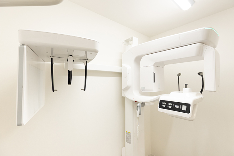 かさいエキ総合歯科・かさいキッズデンタル 江戸川区 歯科用CTを用いて骨格を精密に把握し、治療計画を立てていく