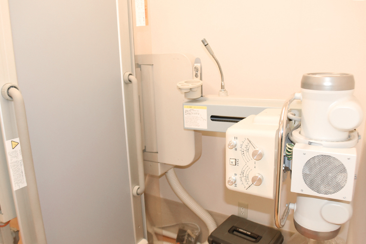 まえだ泌尿器科クリニック 香芝市 レントゲンなど医療機器も充実