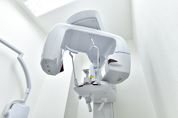 いわし歯科 中野区 精密に検査を行い、診断に役立てている歯科用CT