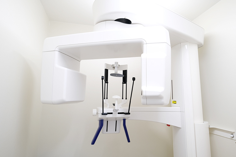 飯田橋なかしま歯科医院 新宿区 歯科用CTを使用し、精密な治療を提供