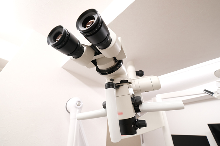 宝塚あさひ歯科クリニック 宝塚市 マイクロスコープを用いて、精密な治療を提供