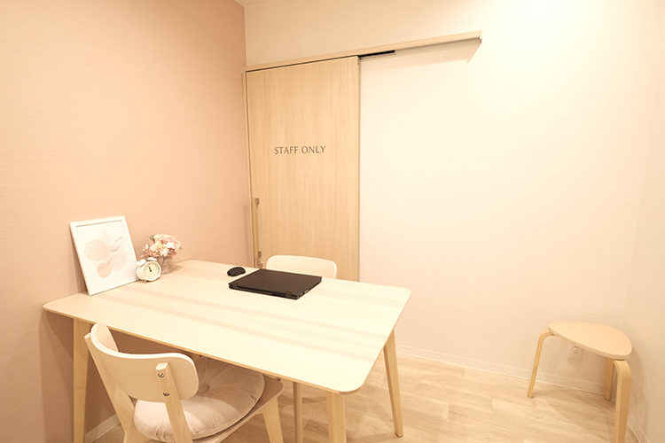 芦屋こころクリニック 芦屋市 カウンセリングルームやキッズスペースなども完備