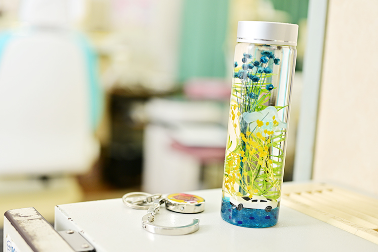 北谷デンタルクリニック 志木市 樹脂を扱う歯科医師の仕事から転じて趣味でつくったクラフト