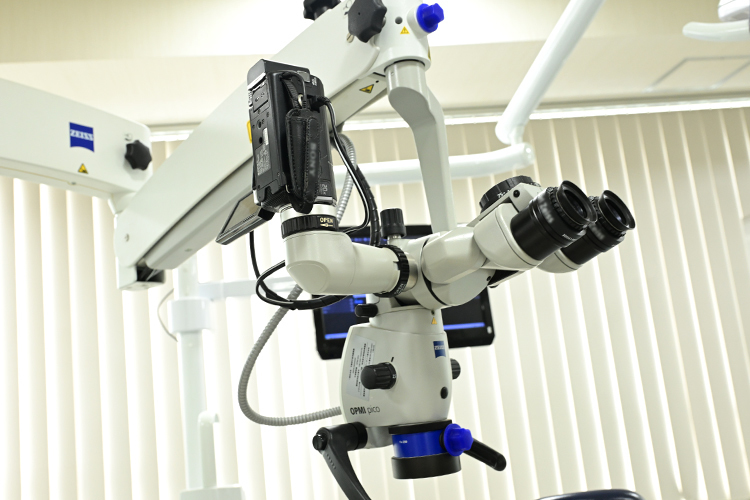 鶴見歯科医院 横浜市西区 歯科用マイクロスコープを駆使し、より精密な診断と治療をめざす