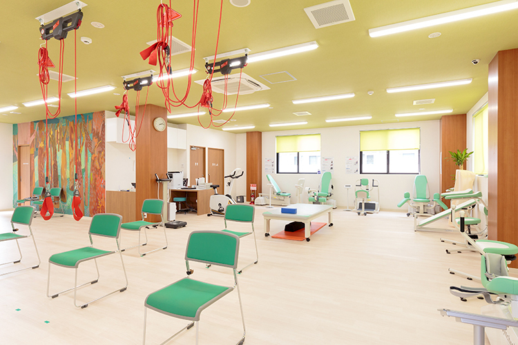 かいと整形外科リハビリクリニック 尼崎市 4階には通所リハビリテーション施設を併設