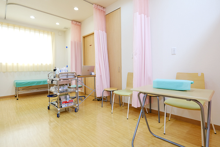 はるのひ皮フ科 上尾市 言葉で説明が難しい部分は、ポイントをメモに書くなど工夫も