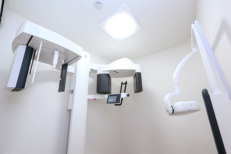 リュミエールデンタルクリニック水道橋 千代田区 先進の歯科用CTを導入しており、緻密な治療計画を立てる