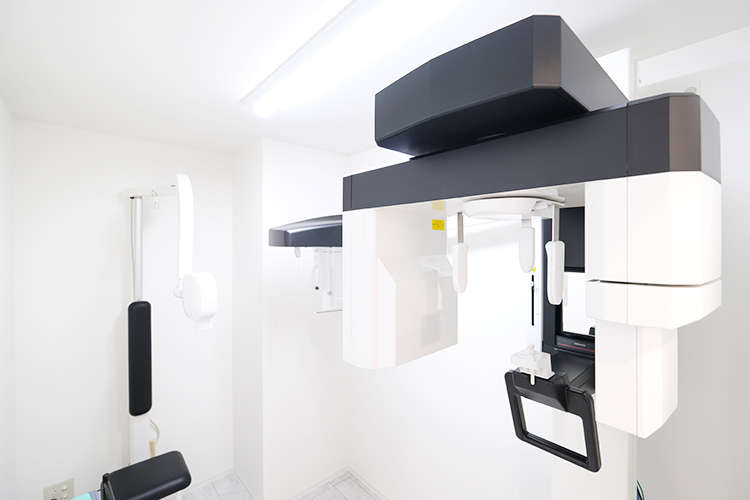 亀有歯医者・矯正歯科 葛飾区 精密な診断を行うためのCTを完備。難症例にも対応できる