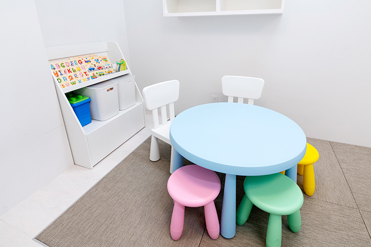 E.Dental&Ortho 日野市 保育士資格を持つスタッフも在籍。子連れでも安心して通院できる