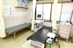 倉田医院 八王子市 処置室。地域住民の健康管理の場所として健康診断なども対応
