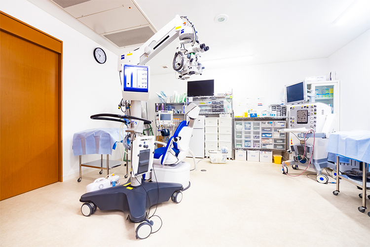 ふじわら眼科クリニック 大田市 走査型超広角眼底撮影装置など、先進の医療機器がそろう