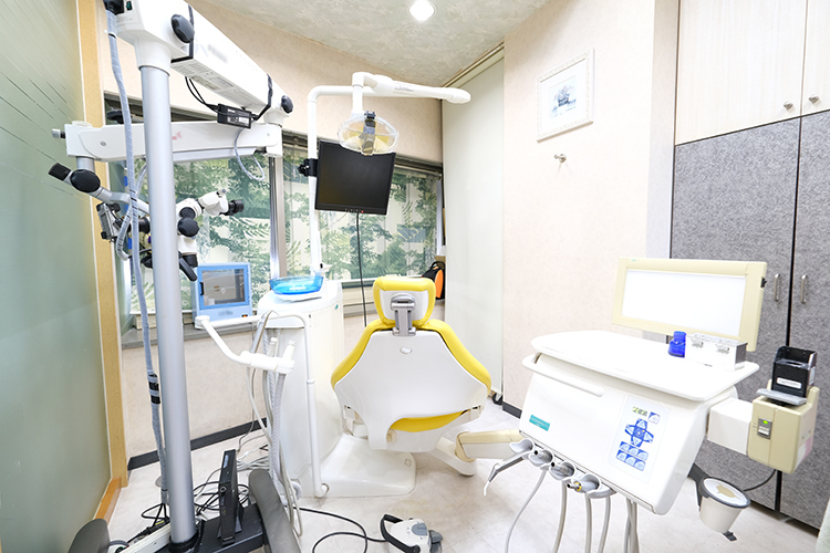 ひとしデンタルクリニック 台東区 半個室のユニットも用意