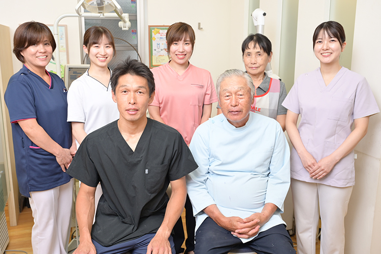 歯科ワタナベ医院 世田谷区 スタッフがいつも笑顔で迎えてくれる