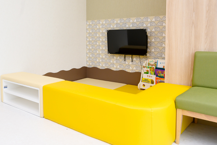 くらしケアクリニック城東 江東区 キッズスペースもあり、小児から高齢者まで家族で通える