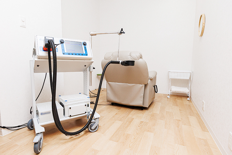 ひとやすみこころのクリニック 西新院 福岡市早良区 院内に各種機器をそろえている