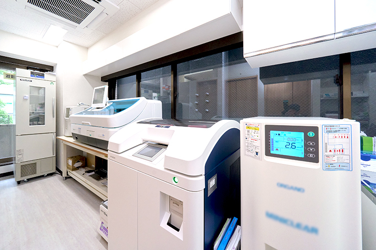 ひるま甲状腺クリニック 蒲田 大田区 先進の検査機器を各種導入し、精密な検査や診断に努めている  