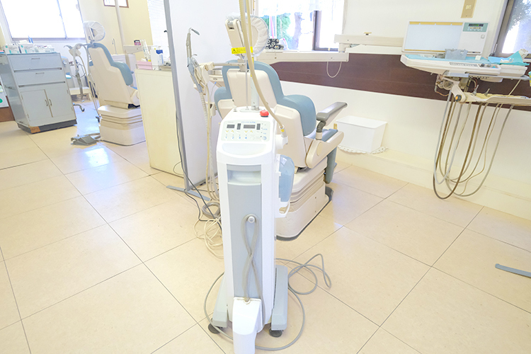 下里歯科医院 茅ヶ崎市 負担の少ない治療を行うために導入したレーザー機器