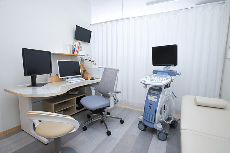 吉岡医院 京都市上京区 吉岡有紀先生が担当する産婦人科、3階診察室