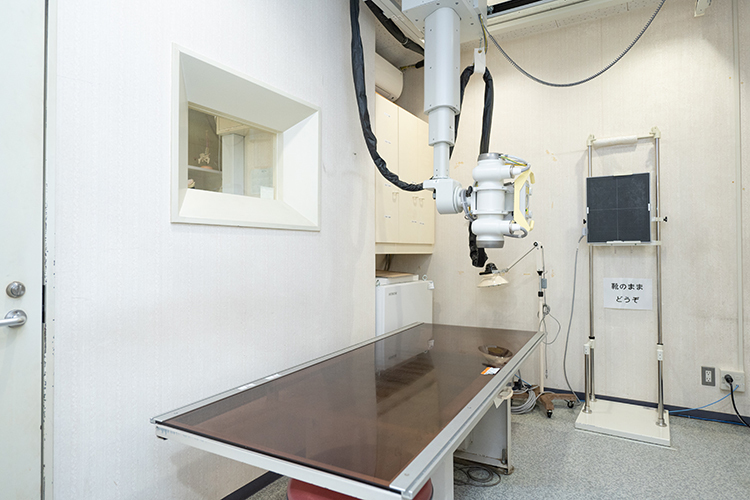 かじわら整形外科　豪徳寺・松原院 世田谷区 レントゲンにより精密な診断に努める