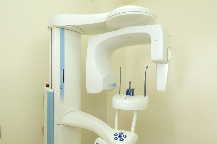 小野歯科医院 宇都宮市 歯科用レントゲンを使用し、高い専門性をもって治療に取り組む