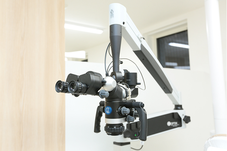 ふじひら歯科クリニック 交野市 マイクロスコープを用いた根管治療について研鑽してきた院長