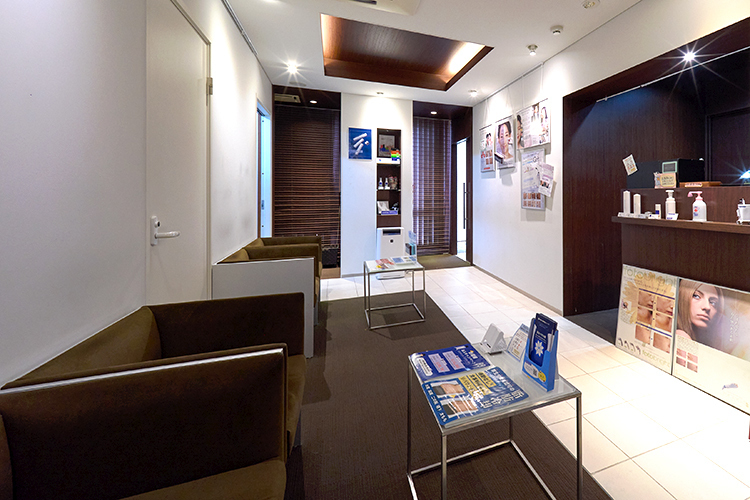 小田原銀座クリニック 小田原市 内科の受診と合わせて、皮膚の悩みについても相談が可能