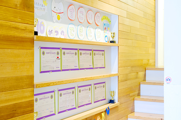 abc　dental 大田区 毎月患者の表彰を行っている