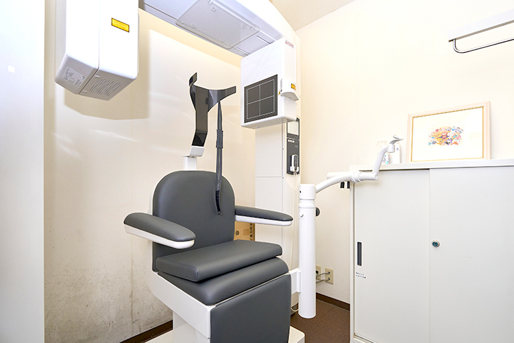 医療法人社団ひまわり いいじま歯科医院 世田谷区 立体画像で詳細な分析ができる歯科専用CT