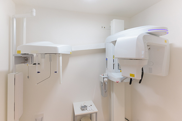 増田歯科・矯正歯科 大阪市北区 骨の中までしっかりと診断できる歯科用CT完備