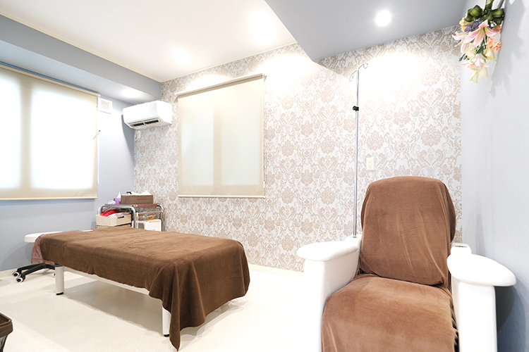 高梨医院 さいたま市浦和区 毎週木曜日、リンパケアリストによるエステを行っている