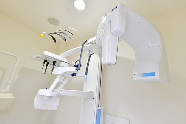 にしざわ歯科医院 墨田区 歯や骨の状態を立体的に把握できる歯科用CTを使用