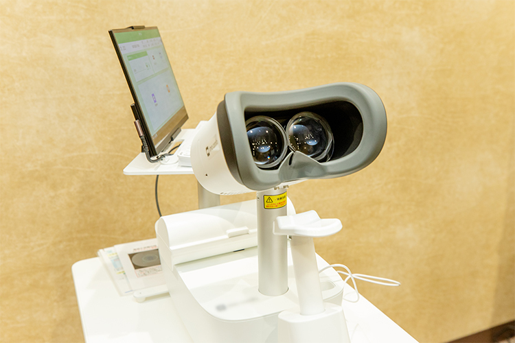 ハナテンミライ眼科 大阪市鶴見区 早期発見のため年に1度の定期的な眼科検診を勧めている