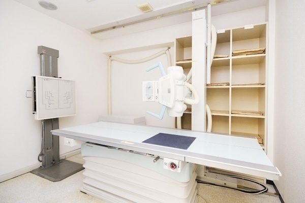 鎮目記念クリニック  渋谷区 精密な検査に対応できるよう各種検査機器をそろえている