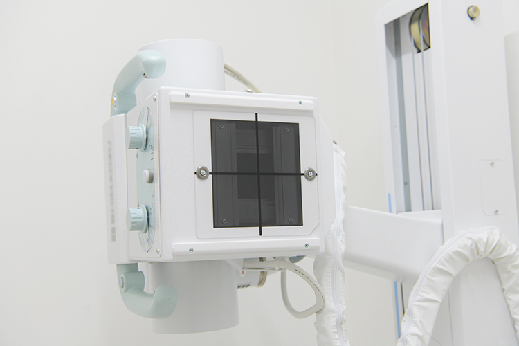 クリニックプラス本八幡 市川市 レントゲン検査など、充実な検査体制を整える